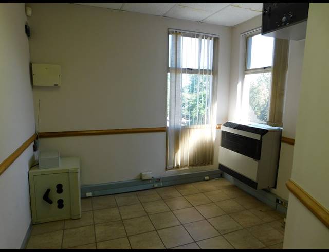 162M² OFFICE TO LET IN BORDEAUX